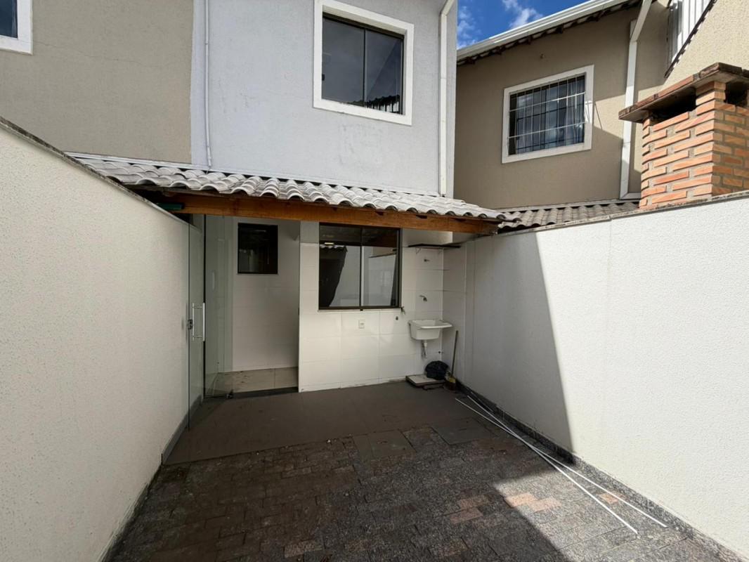 Casa, Santa Branca, 2 Quartos, 3 Vagas