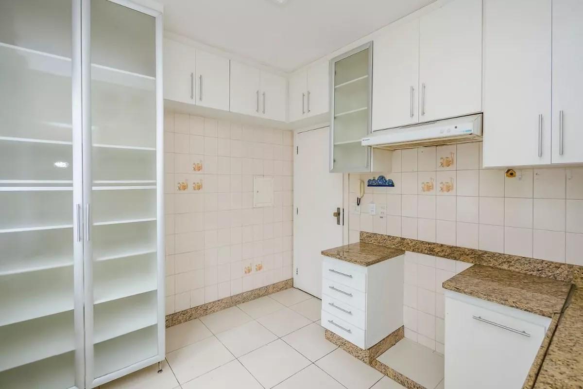 Apartamento, Luxemburgo, 3 Quartos, 1 Vaga, 1 Suíte