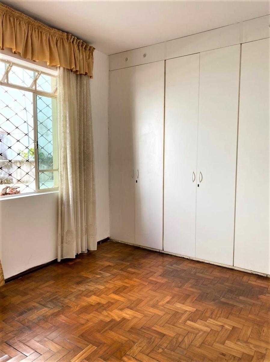 Casa, Sagrada Família, 3 Quartos, 5 Vagas, 1 Suíte