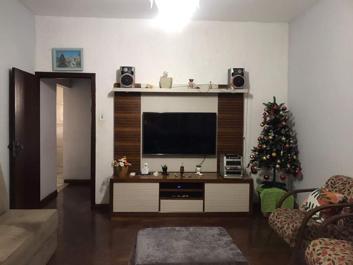 Casa, Araguaia, 6 Quartos, 2 Vagas, 2 Suítes