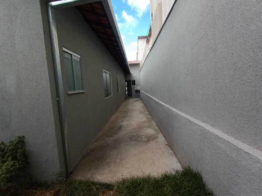 Casa, Jardim Leblon, 3 Quartos, 2 Vagas, 1 Suíte