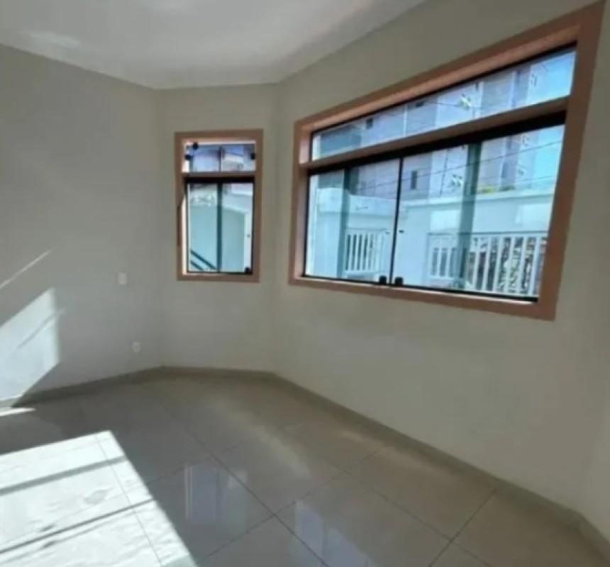 Casa Comercial, Castelo, 4 Quartos, 4 Vagas, 2 Suítes