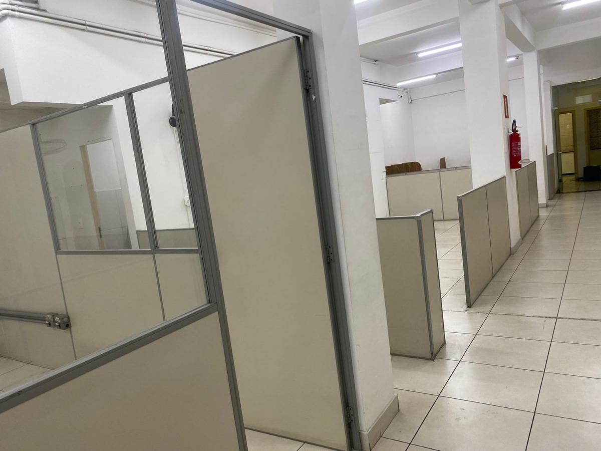 Prédio, Carlos Prates, 0 Quarto, 0 Vaga