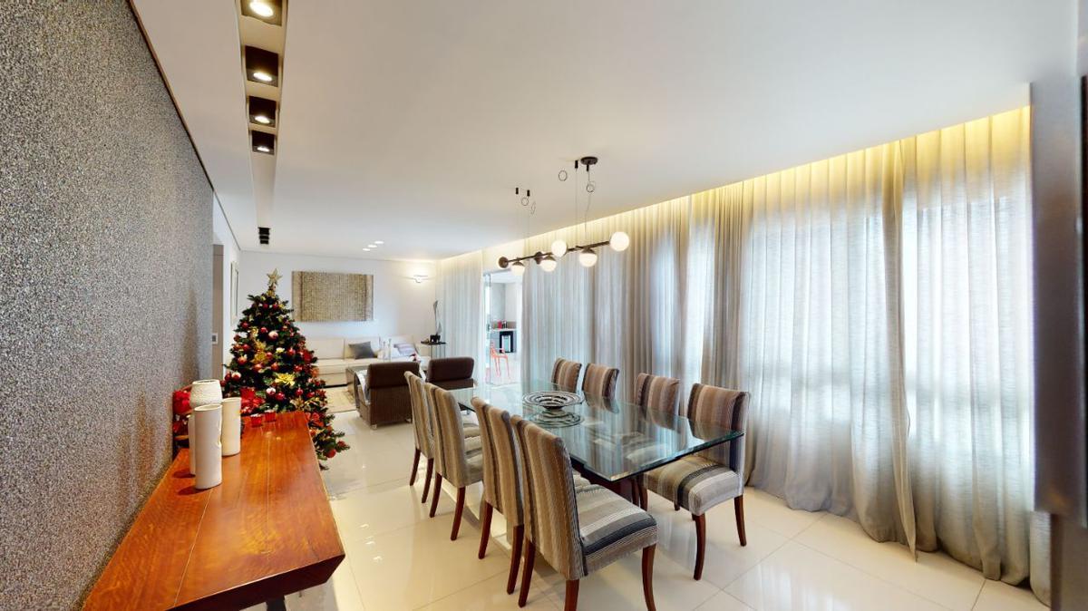 Apartamento, Funcionários, 4 Quartos, 4 Vagas, 2 Suítes