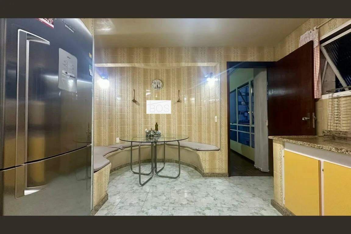 Apartamento, Anchieta, 4 Quartos, 2 Vagas, 1 Suíte