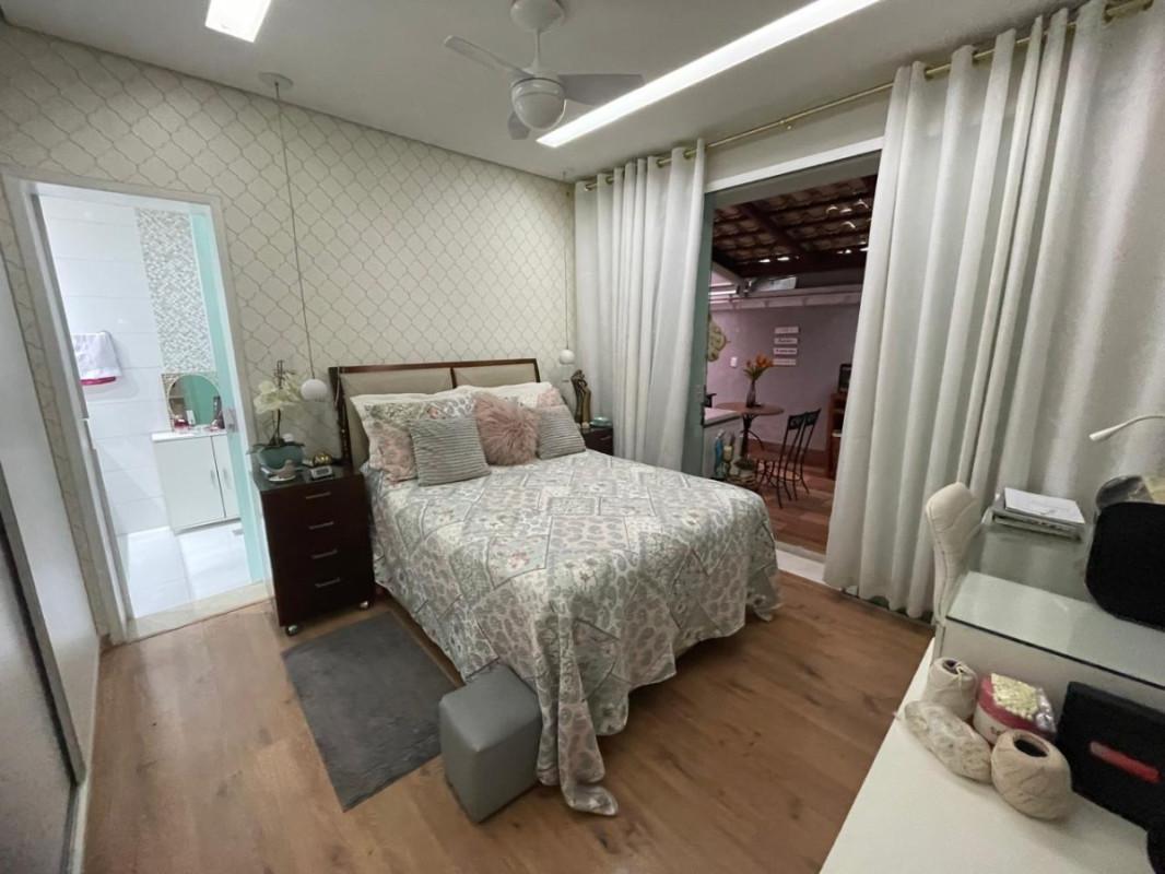 Casa, Serrano, 2 Quartos, 3 Vagas, 2 Suítes
