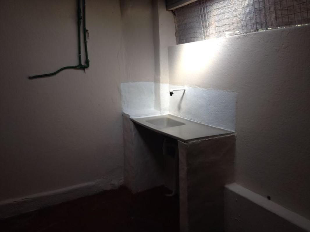 Casa, Nova Esperança, 7 Quartos, 0 Vaga