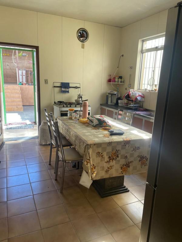 Casa, Caiçaras, 5 Quartos, 4 Vagas, 2 Suítes