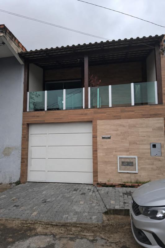 Casa, Industrial, 3 Quartos, 5 Vagas, 1 Suíte