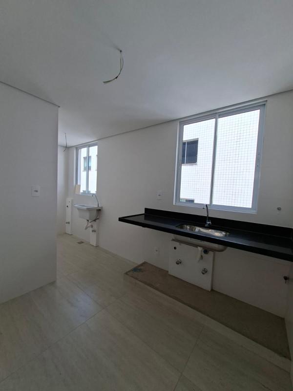 Cobertura, Santa Cruz (barreiro), 3 Quartos, 2 Vagas, 1 Suíte