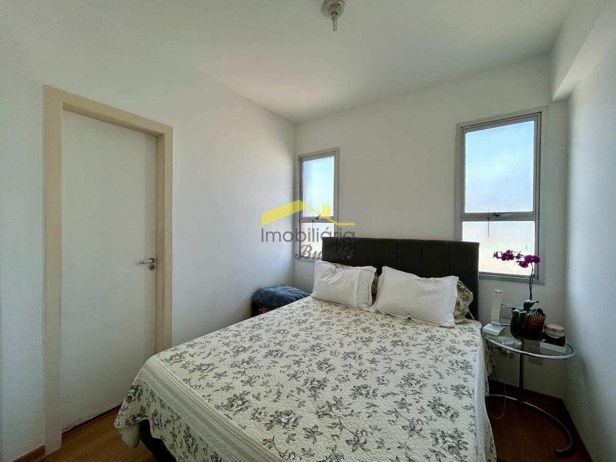 Apartamento, Estoril, 3 Quartos, 2 Vagas, 1 Suíte