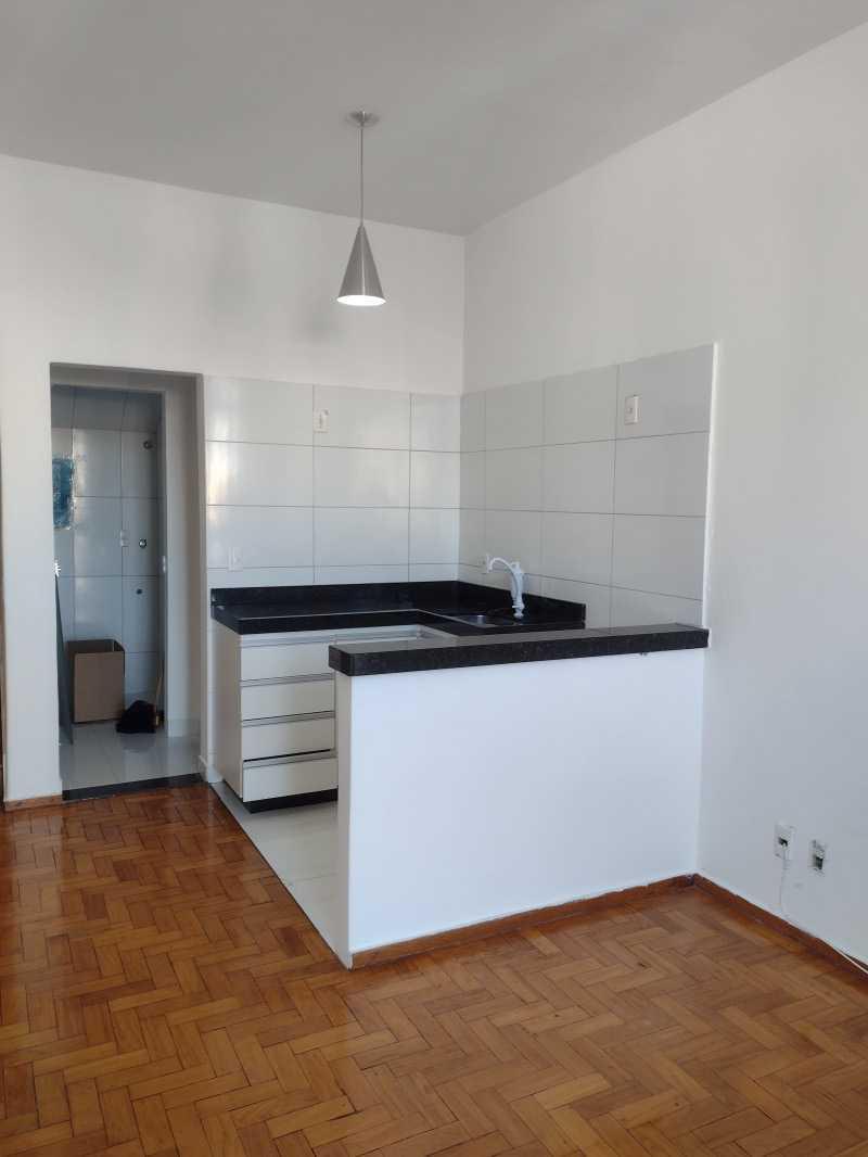 Quitinete, Barro Preto, 1 Quarto, 0 Vaga