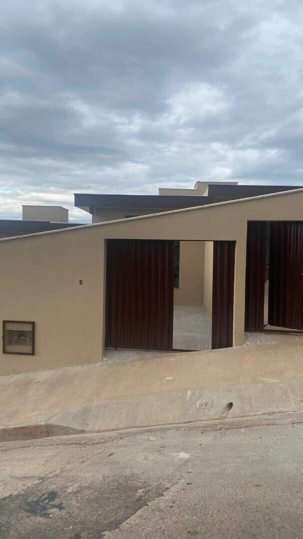 Casa, Novo Centro, 3 Quartos, 2 Vagas
