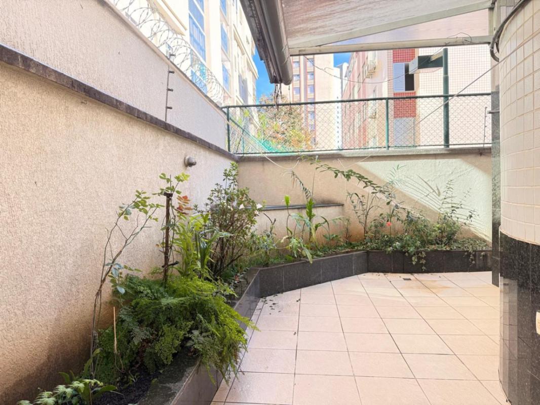 Apartamento, Funcionários, 4 Quartos, 2 Vagas, 1 Suíte
