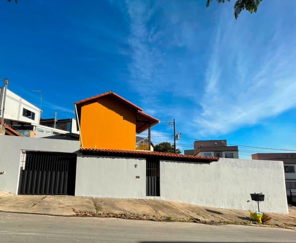 Casa, Masterville, 2 Quartos, 2 Vagas