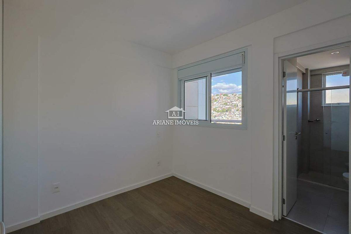 Apartamento, Vila Paris, 2 Quartos, 0 Vaga, 2 Suítes