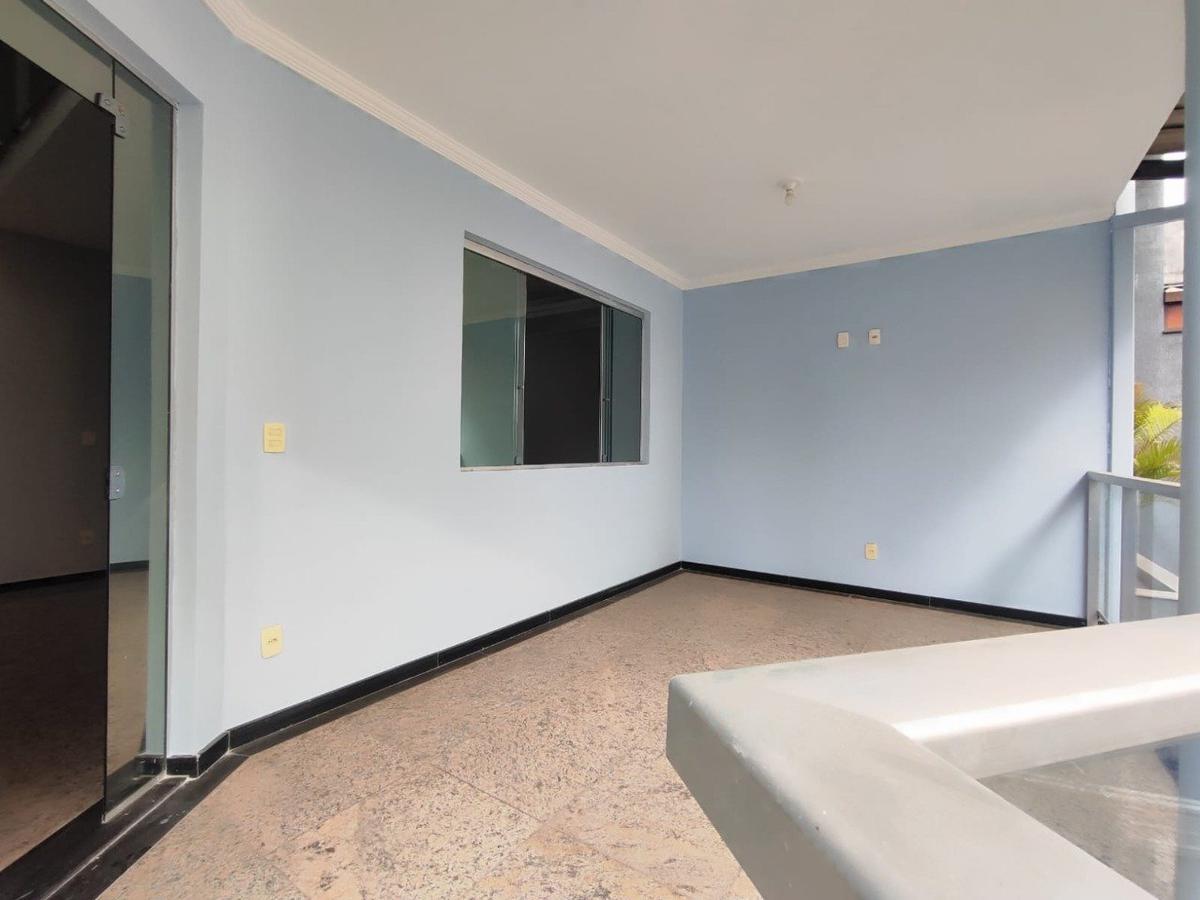 Casa, Nova Floresta, 3 Quartos, 2 Vagas, 1 Suíte