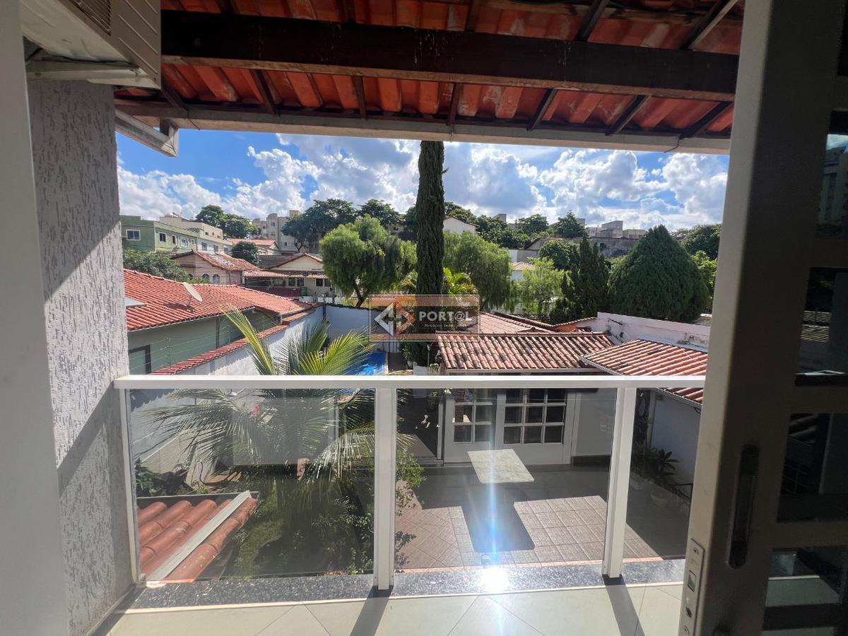 Casa, Planalto, 4 Quartos, 3 Vagas, 1 Suíte