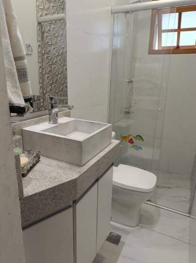Casa, Jardim América, 3 Quartos, 3 Vagas, 2 Suítes