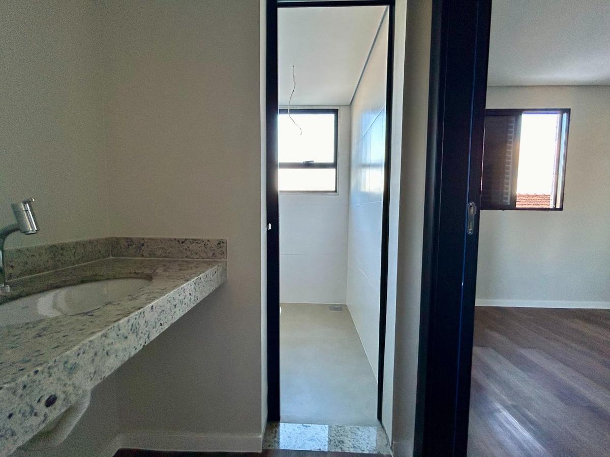 Cobertura, Liberdade, 3 Quartos, 2 Vagas, 1 Suíte