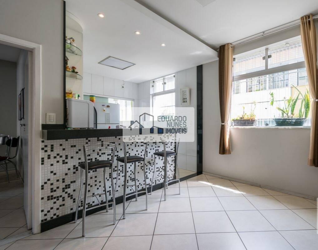 Apartamento, Funcionários, 4 Quartos, 1 Vaga, 1 Suíte