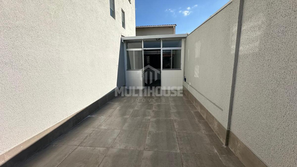 Casa, Vitória, 4 Quartos, 3 Vagas, 1 Suíte