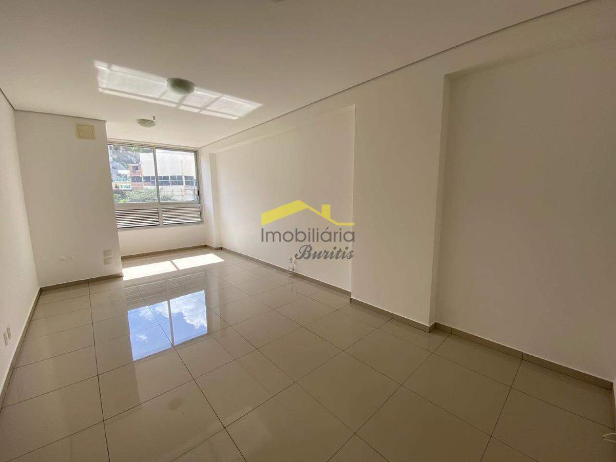 Sala, Estoril, 1 Vaga