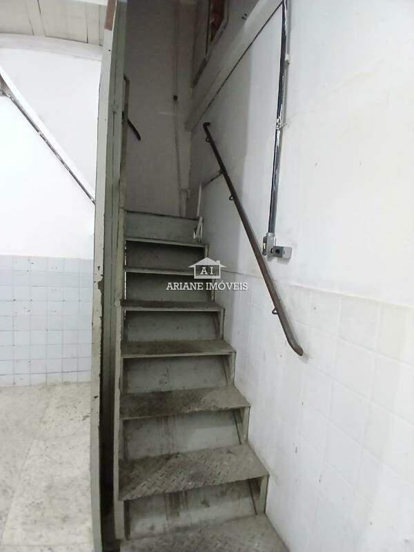 Andar, Centro, 0 Quarto, 0 Vaga