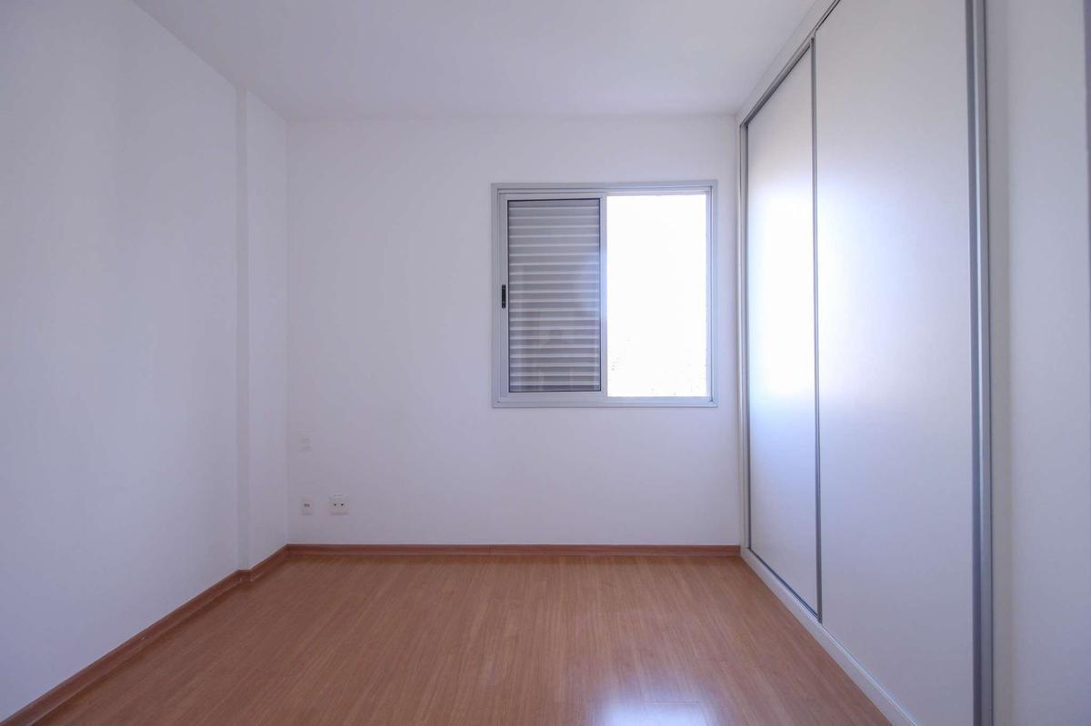 Apartamento, Serra, 2 Quartos, 2 Vagas, 1 Suíte