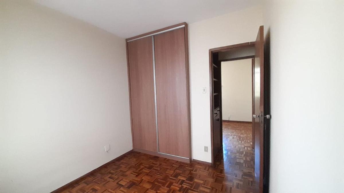 Casa, Aeroporto, 2 Quartos, 0 Vaga