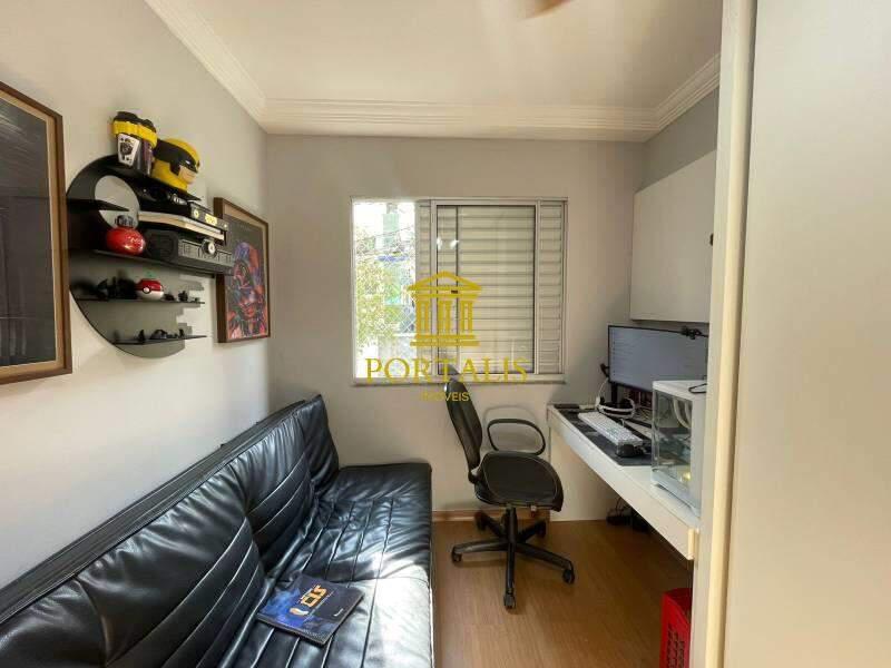 Apartamento, Castelo, 2 Quartos, 2 Vagas, 1 Suíte