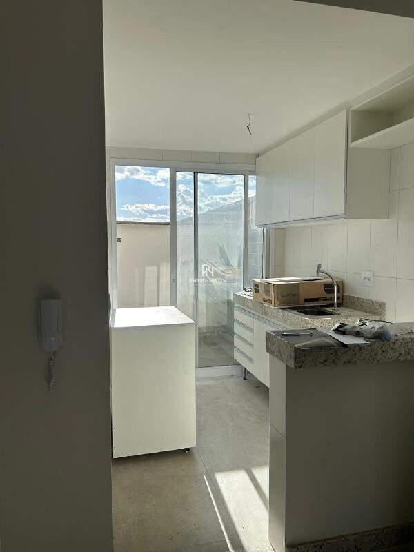 Apartamento, Castelo, 2 Quartos, 0 Vaga, 1 Suíte