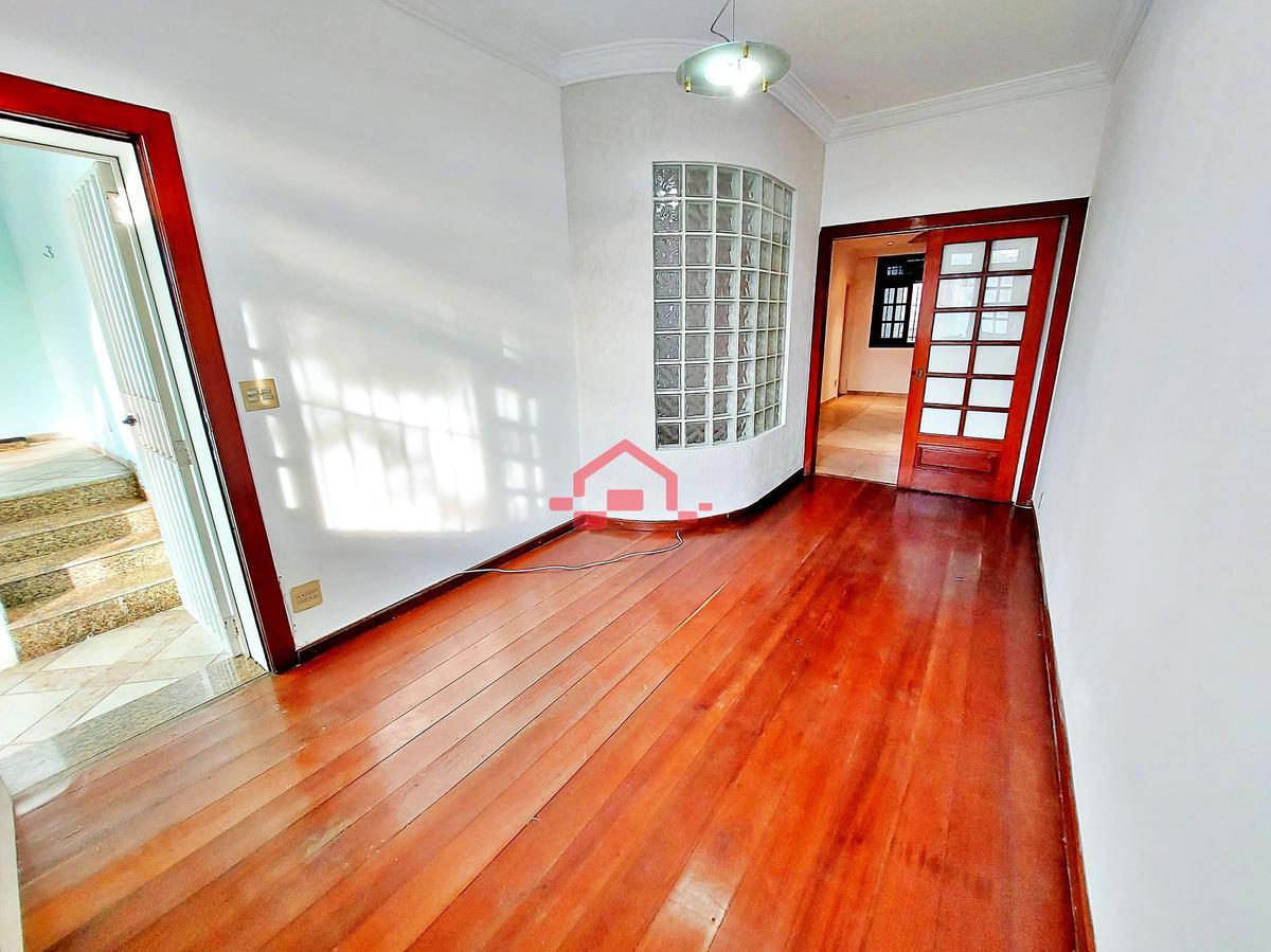 Casa, Carlos Prates, 3 Quartos, 2 Vagas, 1 Suíte