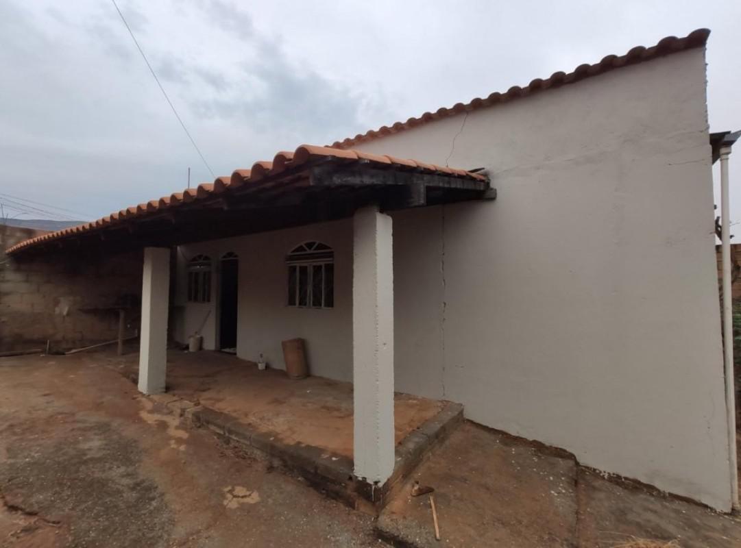 Casa, Jardim Montanhes, 2 Quartos, 2 Vagas