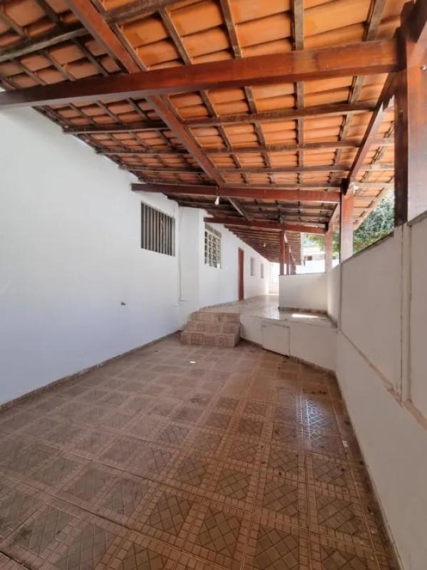 Casa, Santa Mônica, 4 Quartos, 1 Vaga, 1 Suíte