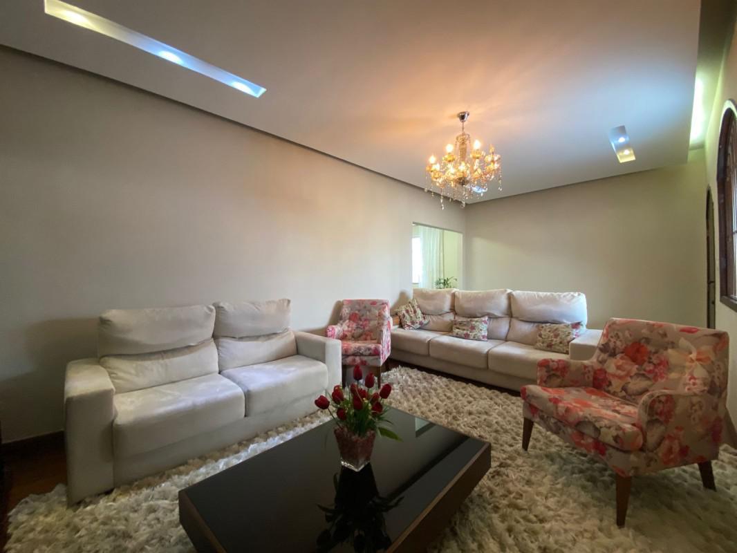 Casa, Tirol, 3 Quartos, 3 Vagas, 1 Suíte