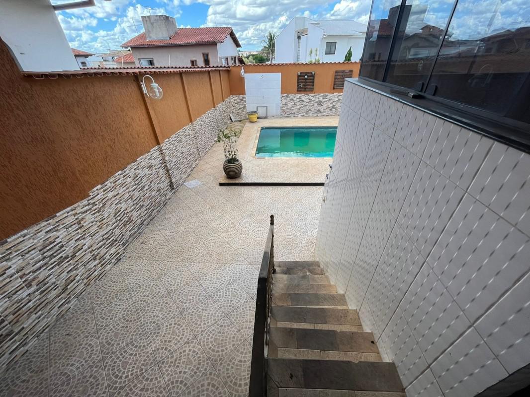 Casa, Fonte Grande, 4 Quartos, 7 Vagas, 2 Suítes