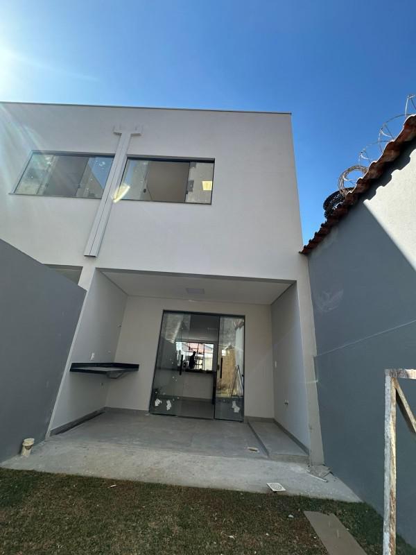 Casa, Bom Retiro, 3 Quartos, 2 Vagas, 1 Suíte