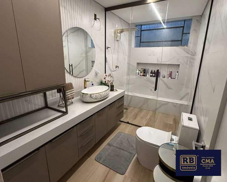 Apartamento, Funcionários, 4 Quartos, 3 Vagas, 1 Suíte