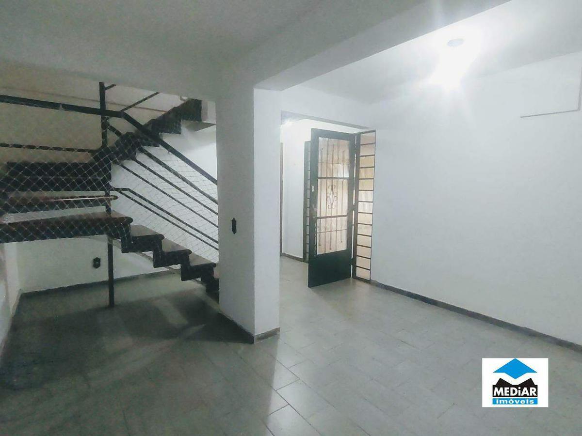 Casa, Colégio Batista, 6 Quartos, 4 Vagas, 2 Suítes