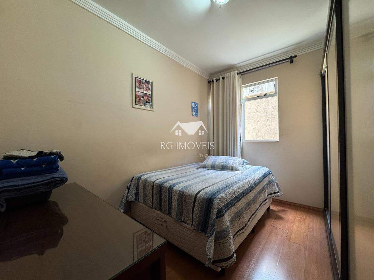 Apartamento, Barreiro, 3 Quartos, 2 Vagas, 1 Suíte