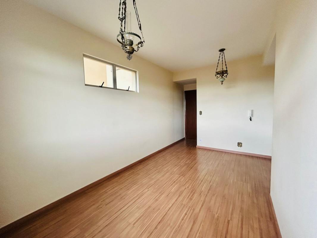 Apartamento, Sagrada Família, 3 Quartos, 1 Vaga, 1 Suíte