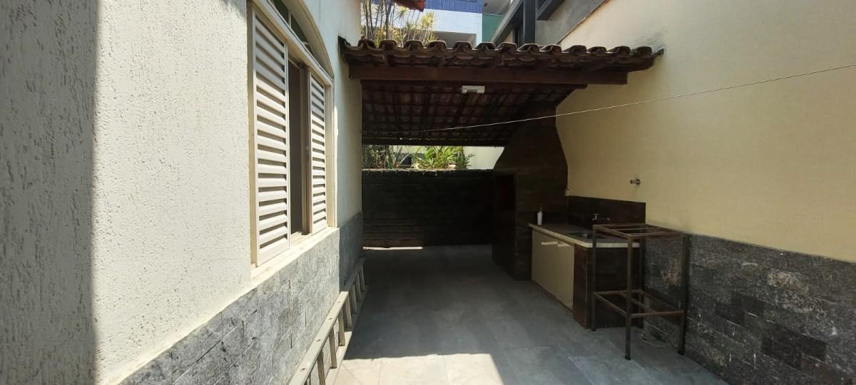 Casa, Coração Eucarístico, 3 Quartos, 4 Vagas, 1 Suíte