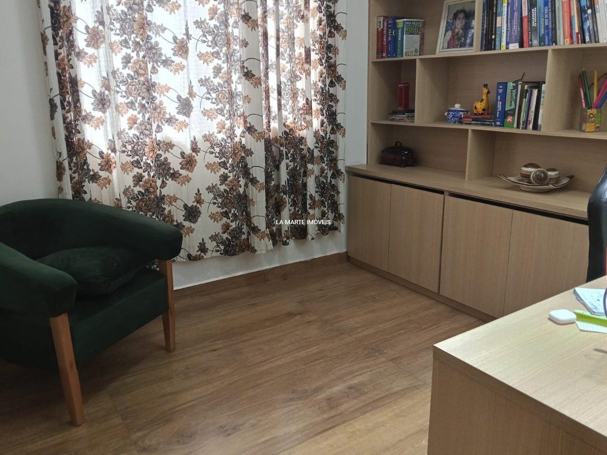 Casa, Santa Cruz Industrial, 4 Quartos, 3 Vagas, 1 Suíte