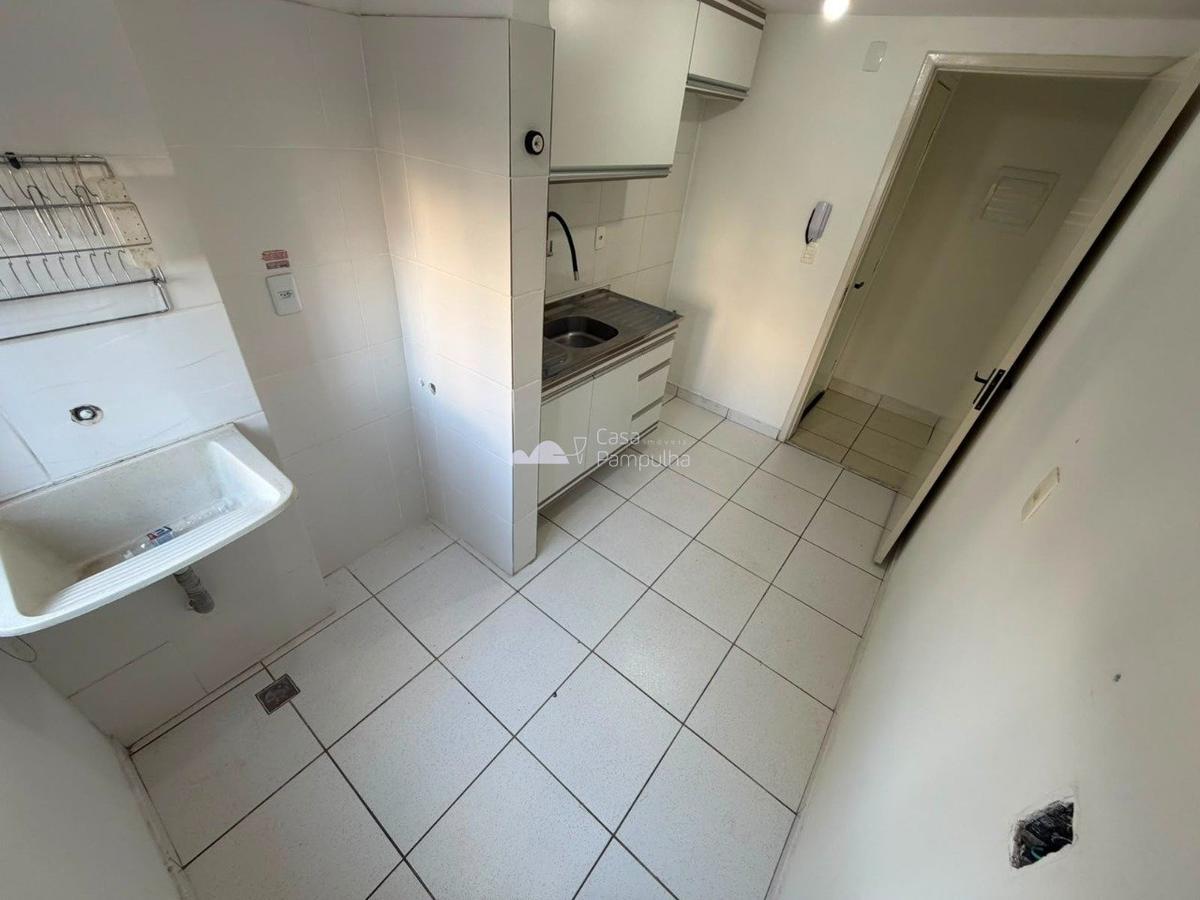 Apartamento, Santa Mônica, 2 Quartos, 1 Vaga