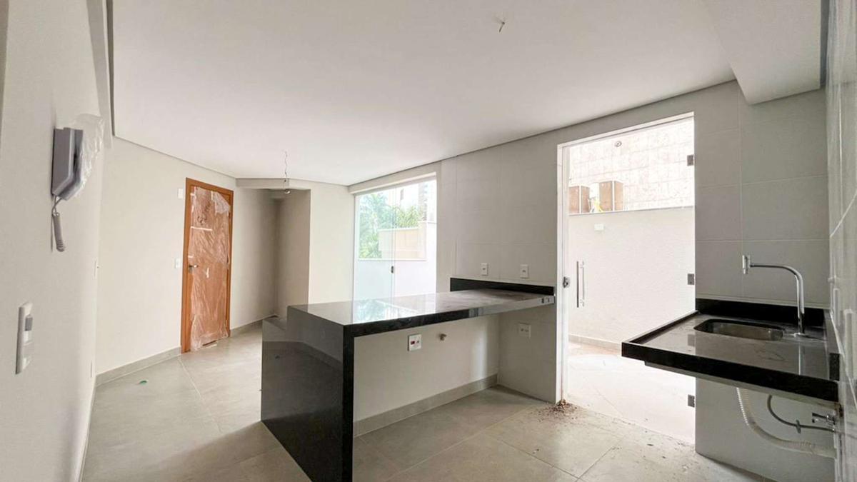 Apartamento, Funcionários, 2 Quartos, 1 Vaga, 1 Suíte