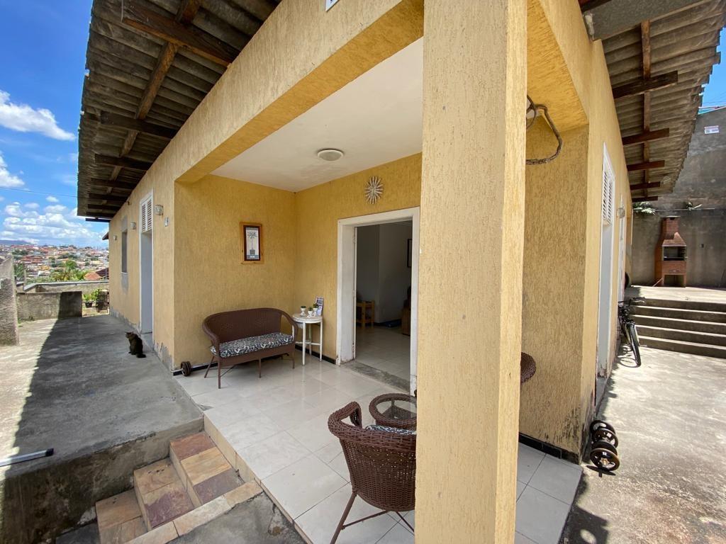 Casa, Álvaro Camargos, 3 Quartos, 4 Vagas, 1 Suíte