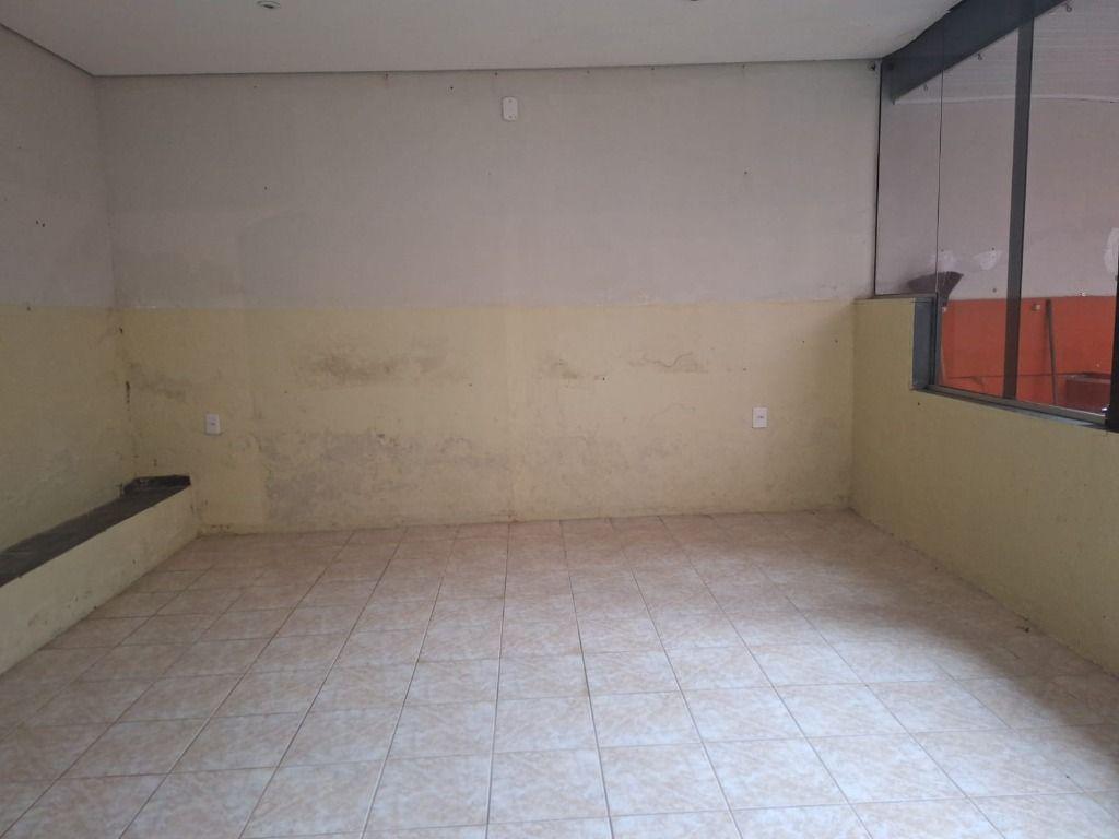 Casa, Centro, 2 Quartos, 5 Vagas, 1 Suíte