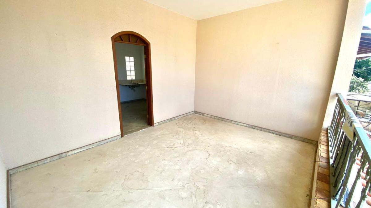 Casa Comercial, Santa Teresa, 2 Quartos, 0 Vaga, 2 Suítes