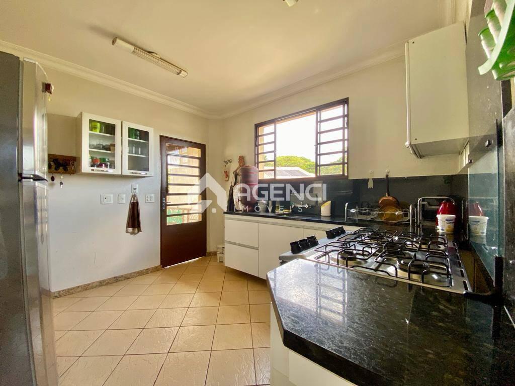 Casa, Vale do Sol, 4 Quartos, 0 Vaga, 2 Suítes